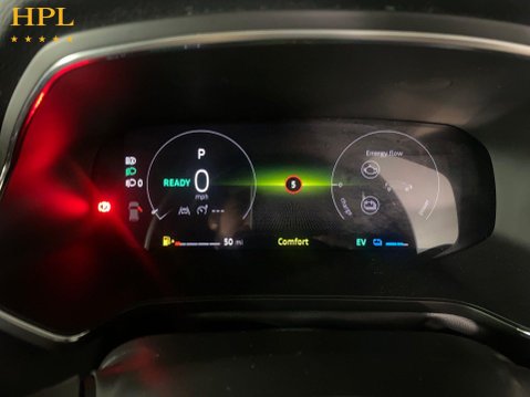 Renault Captur 1.6 E-TECH techno SUV 5dr Petrol Hybrid Auto Euro 6 (s/s) (145 ps) Air Con 26