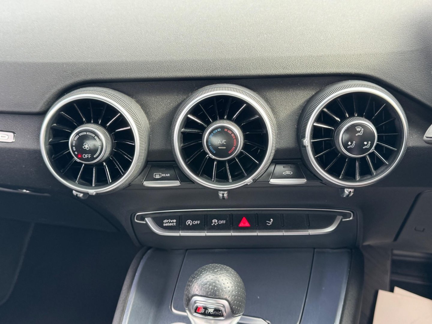 2017 Audi TT — image 22