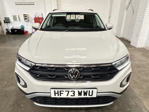Volkswagen T-Roc LIFE TSI DSG 2