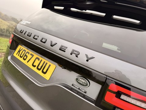 Land Rover Discovery TD6 HSE LUXURY 13