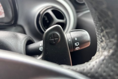 Smart Fortwo Coupe PRIME SPORT PREMIUM+.. AUTOMATIC..GLASS ROOF..SAT NAV..LEATHER..8 SERVICES 31