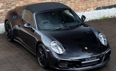 Porsche 911 Targa 4 GTS (991.2) 9