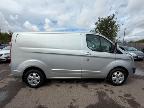 Ford Transit Custom 2.0 TDCi 270 Limited Panel Van 5dr Diesel Manual L1 H1 (157 g/km, 128 bhp) 6