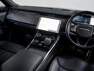 Land Rover Range Rover Sport 3.0 P400 MHEV Dynamic SE SUV 5dr Petrol Auto 4WD Euro 6 (s/s) (400 ps) 18