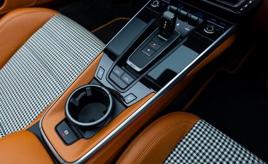 Porsche 911 Targa 4S (992) 29