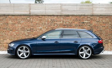 Audi RS4 Avant 2