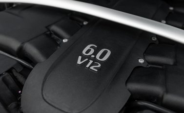 Aston Martin V12 Vantage S 51
