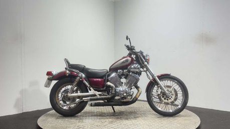 Yamaha XV 400 1995 37k running project bike spares or repair cruiser 400cc 1