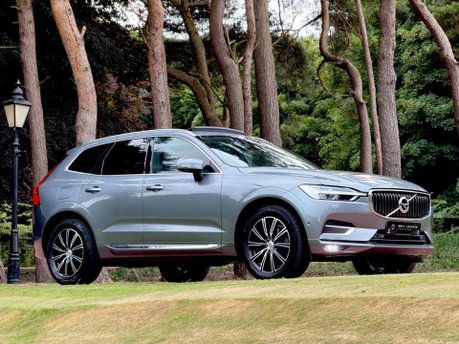 Volvo XC60 B4 INSCRIPTION AWD 19