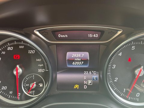 Mercedes-Benz CLA Class 1.6 CLA200 AMG Line Edition Shooting Brake 7G-DCT Euro 6 (s/s) 5dr 43