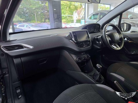 Peugeot 208 1.2 PureTech Active Euro 6 3dr 28