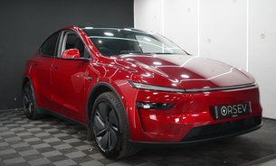 Tesla Model Y RWD Standard Range Ultra Red GROK AI Rear Screen Heated & Vented Seats VATQ 7