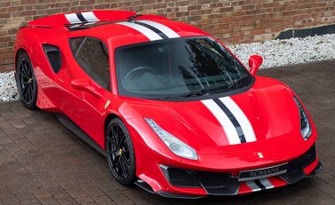Ferrari 488 Pista 8