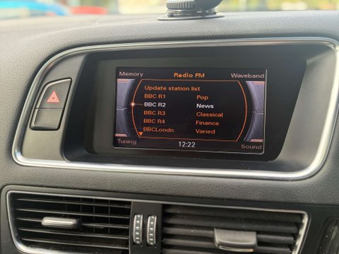 Audi Q5 2.0 TDI S line SUV 5dr Diesel S Tronic quattro Euro 5 (s/s) (177 ps) 17