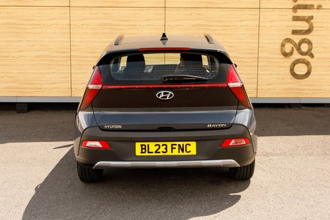 Hyundai BAYON T-GDI SE CONNECT DCT MHEV 6