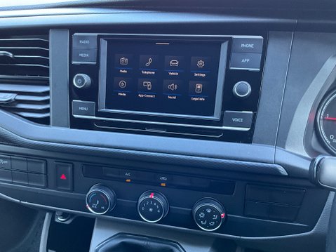 Volkswagen Transporter T30 TDI P/V STARTLINE BUSINESS PACK 150 BHP 21