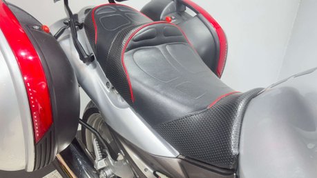 Kawasaki ZZR 2004 ONLY 29K FULL LUGGAGE NEW MOT SERVICED BIG CC TOURER 19