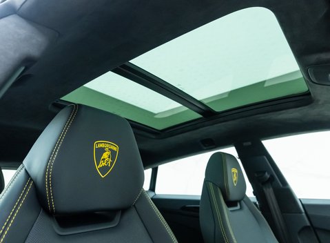 Lamborghini Urus S 14