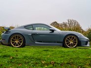 Porsche 718 GT4 PDK 4