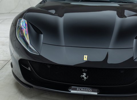 Ferrari 812 Superfast 28