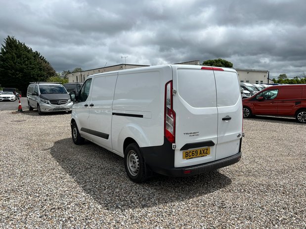 Ford Transit Custom LWB L2H1 Low Roof Leader 320 Air Con EURO 6 NO VAT 8