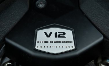 Lamborghini Aventador S LP 740-4 34