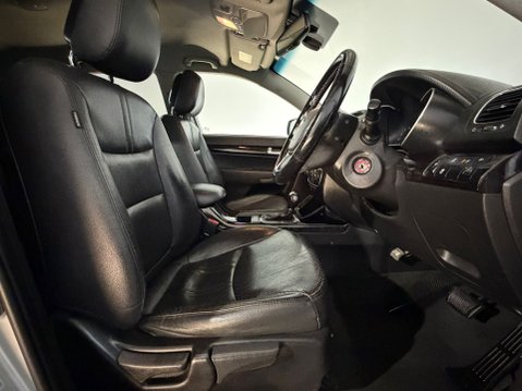 Kia Sorento CRDI KX-2 15
