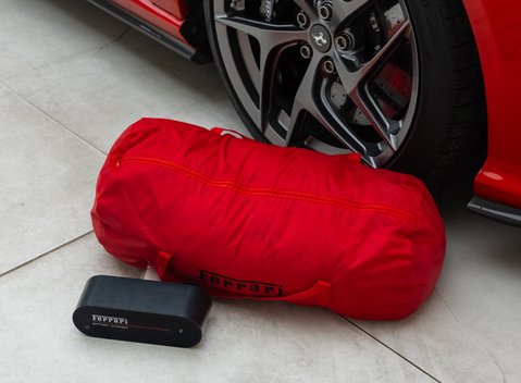 Ferrari 812 Superfast 32