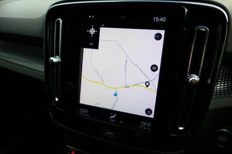 Volvo XC40 2.0 XC40 R-Design T4 AWD Auto 4WD 5dr 27