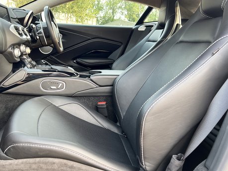 Aston Martin Vantage V8 45