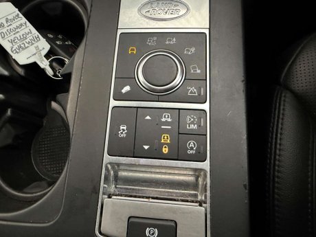 Land Rover Discovery 3.0 TD V6 SE Auto 4WD Euro 6 (s/s) 5dr 23