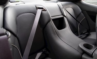 Aston Martin Vanquish S 13