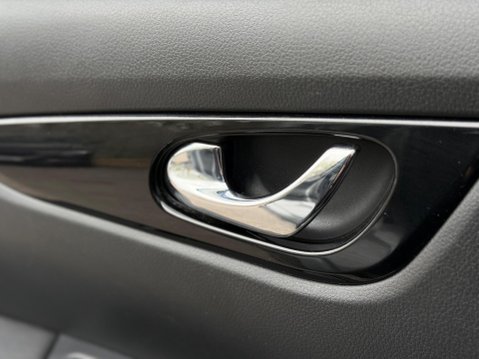 Nissan Qashqai 1.5 dCi Tekna 2WD Euro 5 (s/s) 5dr 62