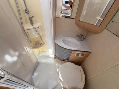 Adria Compact 33 MULTIJET 11