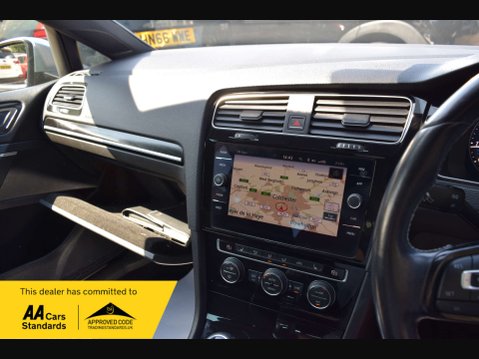 Volkswagen Golf 2.0 Golf R TSi 4WD 5dr 69