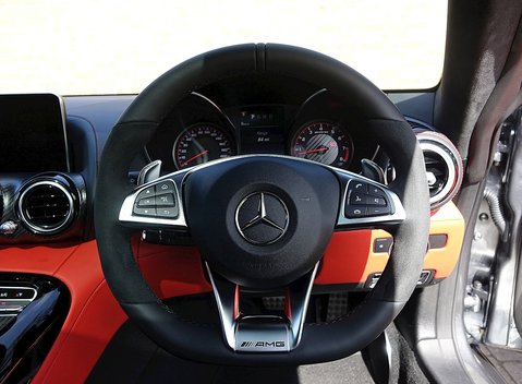 Mercedes-Benz Amg GT GT S 10