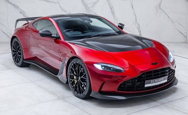 Aston Martin V12 Vantage 8