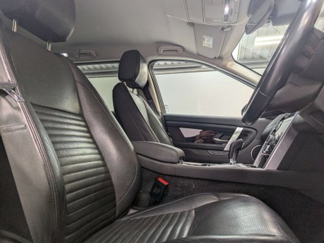 Land Rover Discovery Sport 2.0 Discovery Sport SE D Auto 4WD 5dr 33