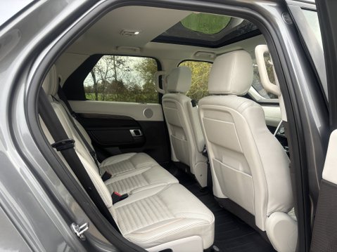 Land Rover Discovery TD6 HSE 9
