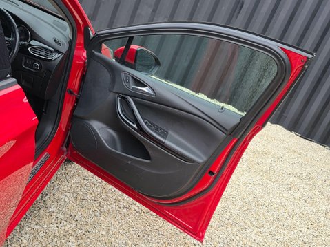 Vauxhall Astra 1.0i Turbo ecoTEC Elite Nav Euro 6 (s/s) 5dr 26