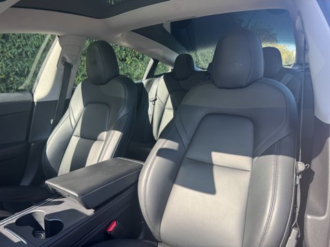 Tesla Model 3 (Dual Motor) Long Range Saloon 4dr Electric Auto 4WDE (346 ps) 8
