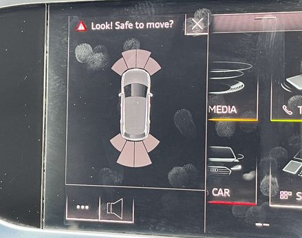 Audi Q3 1.5 Q3 S Line 35 TFSI Semi-Auto 5dr 33
