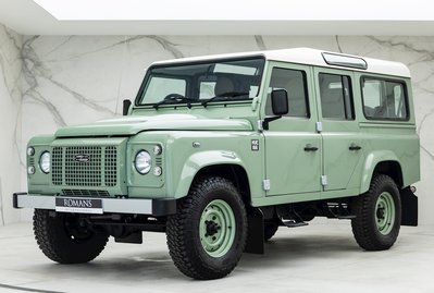 Land Rover Defender 110 Heritage