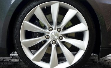 Tesla Model S S 90d 13