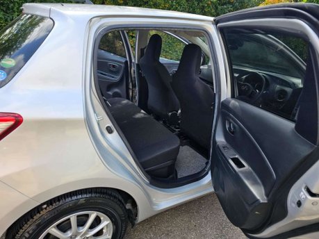 Toyota Yaris 1.5 VVT-h Icon Tech E-CVT Euro 6 (s/s) 5dr 66