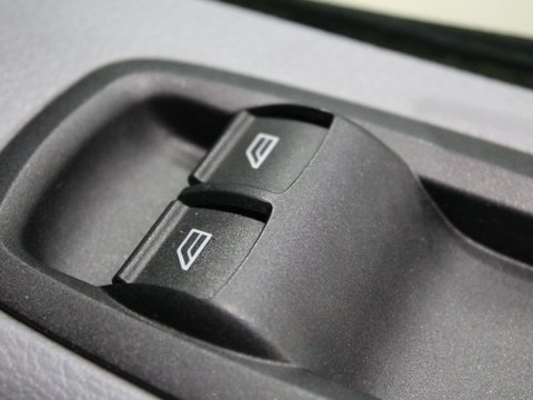 Ford Transit 2.2 TDCi 410 HDT Trend L3 H2 5dr (14 seats) 18