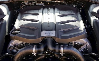 Porsche Cayenne GTS 7