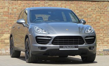 Porsche Cayenne Turbo 1