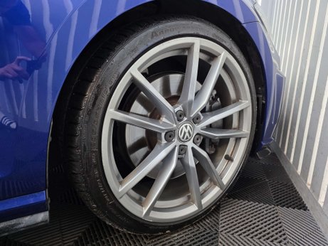 Volkswagen Golf 2.0 TSI R Hatchback 5dr Petrol DSG 4Motion Euro 6 (s/s) (310 ps) 18