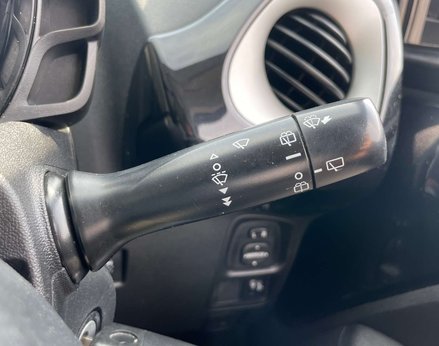 Toyota Aygo 1.0 Aygo X-Clusiv VVT-I 3dr 34